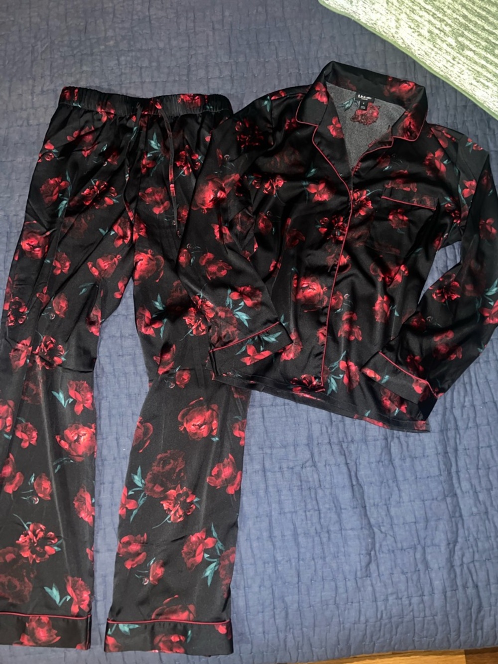 NWOT - INC Black Satin Floral Pajama Set - Size Small